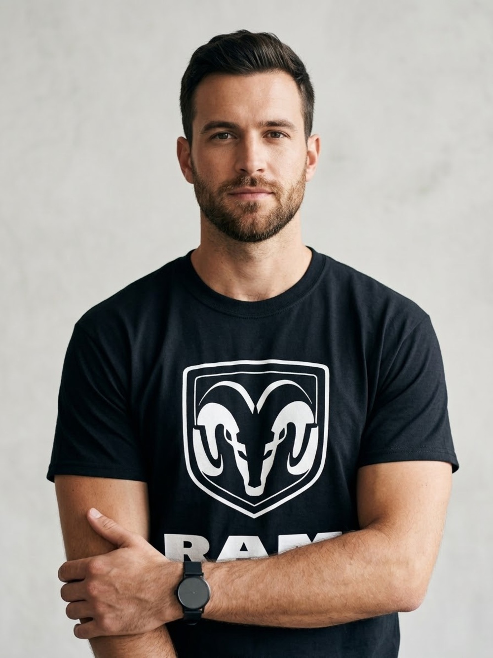 Gildan DryBlend Black Tee with White RAM Shield Graphic Men’s Size Large T-Shirt